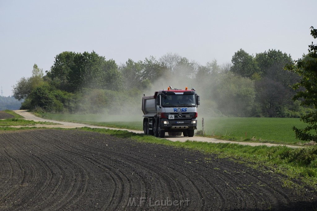 Schwerer VU LKW Zug Bergheim Kenten Koelnerstr P506.JPG - Miklos Laubert